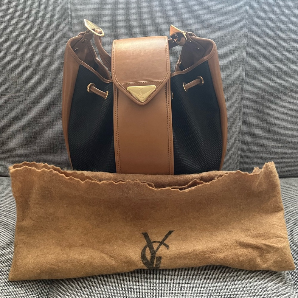 ✨Vintage YSL Shoulder/Crossbody Bucket Bag w/ dust bag & COA